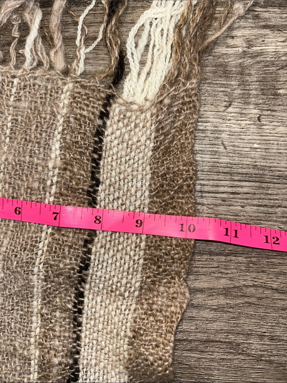 Badgerface Fiber Get Bentz Farm 100% Wool Handwoven Fringe Scarf Brown Rustic - Picture 4 of 4